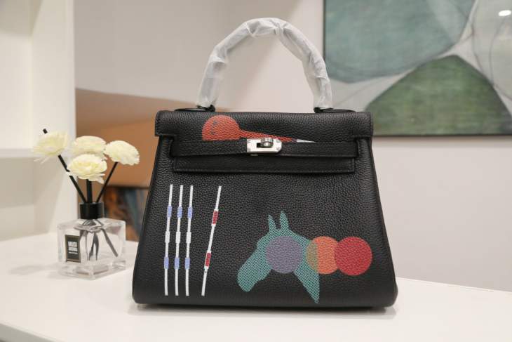 Picture of Hermes Handbags _SKUfw236182902fw